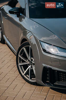 Купе Audi TT S 2019 в 