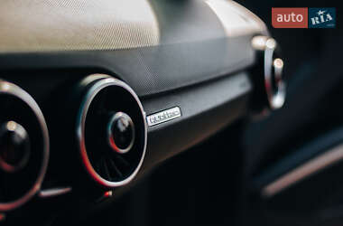Купе Audi TT S 2019 в 