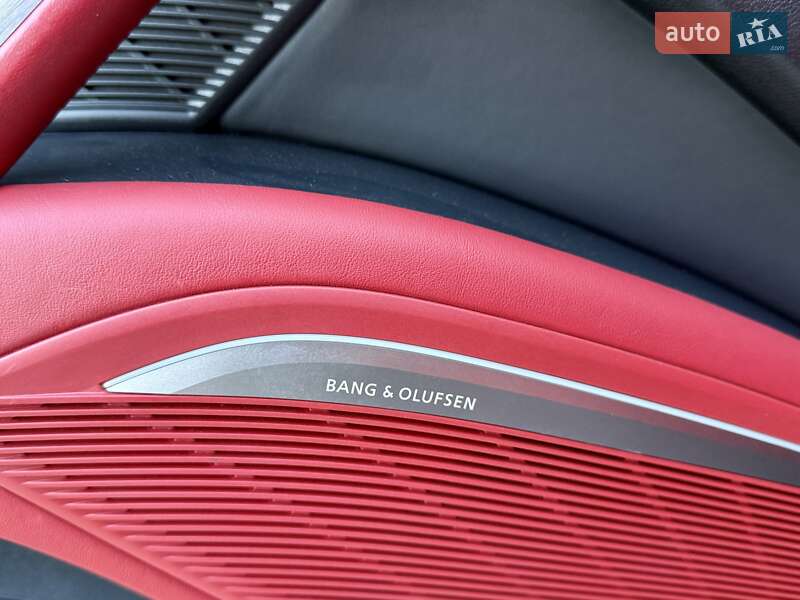 Купе Audi TT S 2015 в Киеве