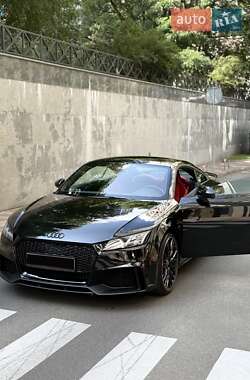 Купе Audi TT S 2023 в 