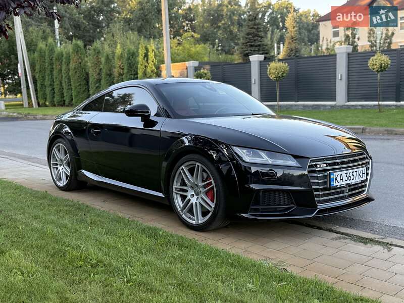 Audi TT S 2015