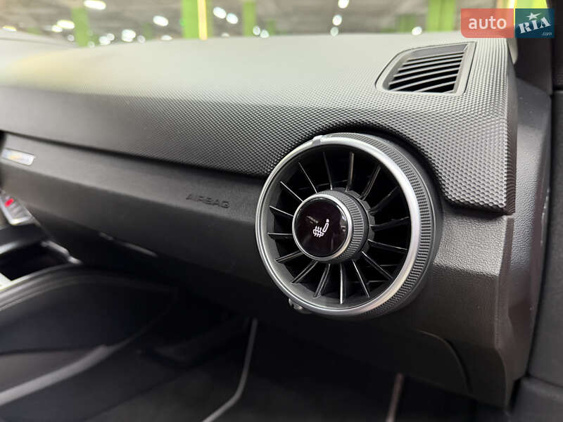 Купе Audi TT S 2016 в Киеве фото 18 Купе Audi TT S 2016 в Киеве