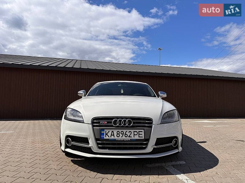 Купе Audi TT S 2012 в Киеве