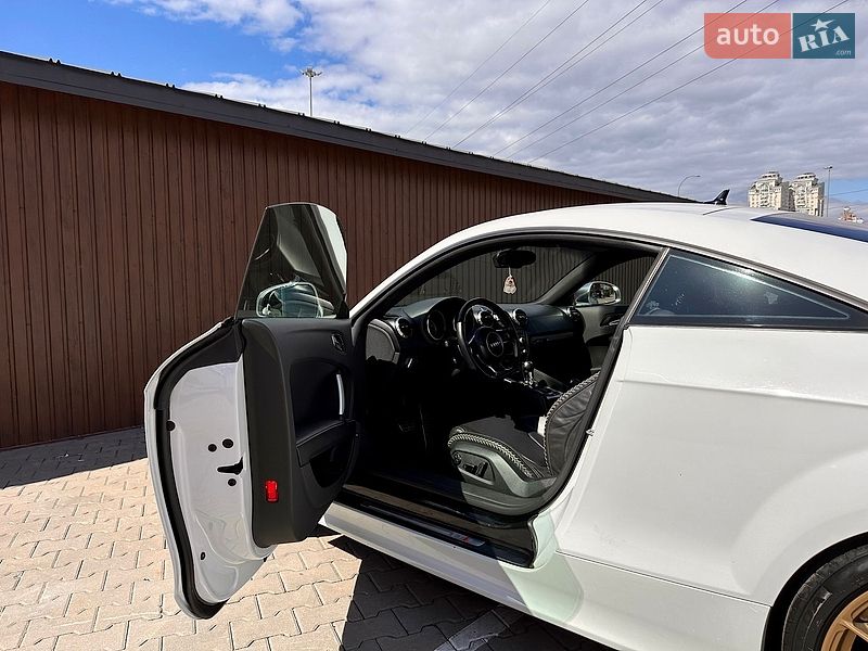 Купе Audi TT S 2012 в Киеве