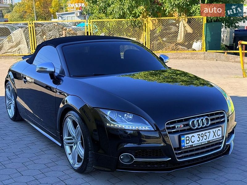 Купе Audi TT S 2012 в Львове фото 9 Купе Audi TT S 2012 в Львове