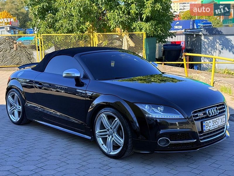 Купе Audi TT S 2012 в Львове фото 11 Купе Audi TT S 2012 в Львове