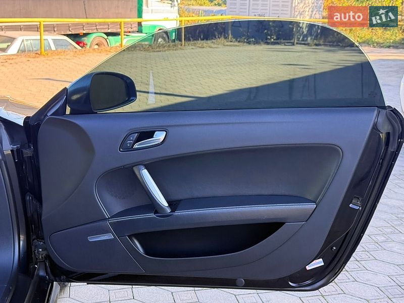 Купе Audi TT S 2012 в Львове фото 33 Купе Audi TT S 2012 в Львове