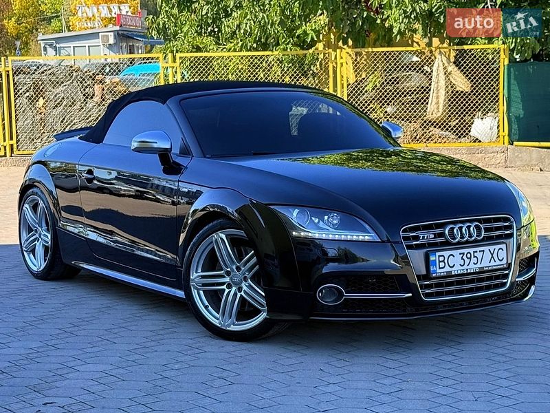 Купе Audi TT S 2012 в Львове фото Купе Audi TT S 2012 в Львове