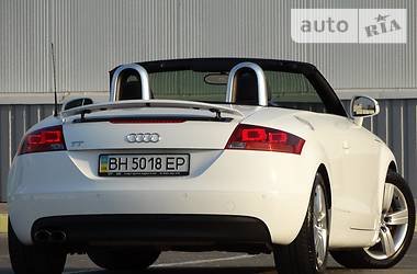 Кабриолет Audi TT 2009 в 