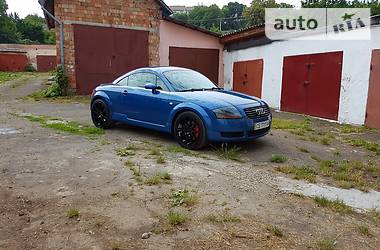 Купе Audi TT 2000 в Черновцах