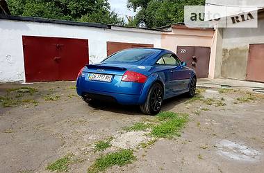 Купе Audi TT 2000 в Черновцах