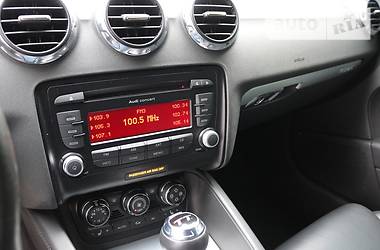 Купе Audi TT 2010 в 