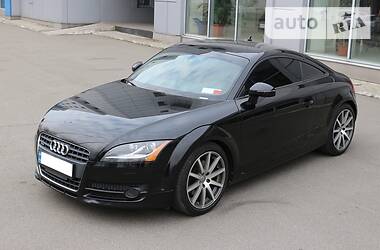 Купе Audi TT 2010 в 