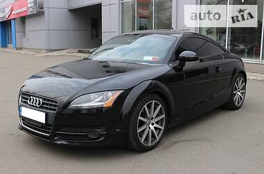 Купе Audi TT 2010 в 