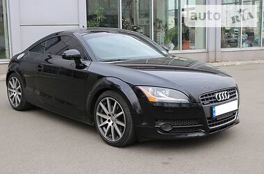 Купе Audi TT 2010 в 