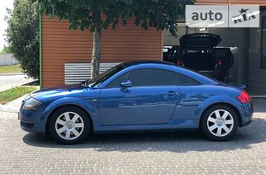 Купе Audi TT 2003 в 