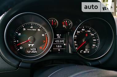 Купе Audi TT 2011 в 