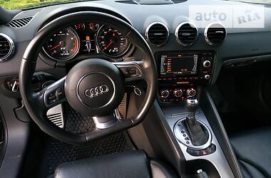 Купе Audi TT 2011 в 
