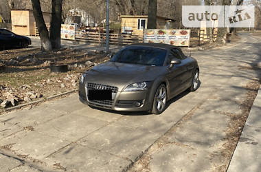 Кабриолет Audi TT 2010 в Броварах