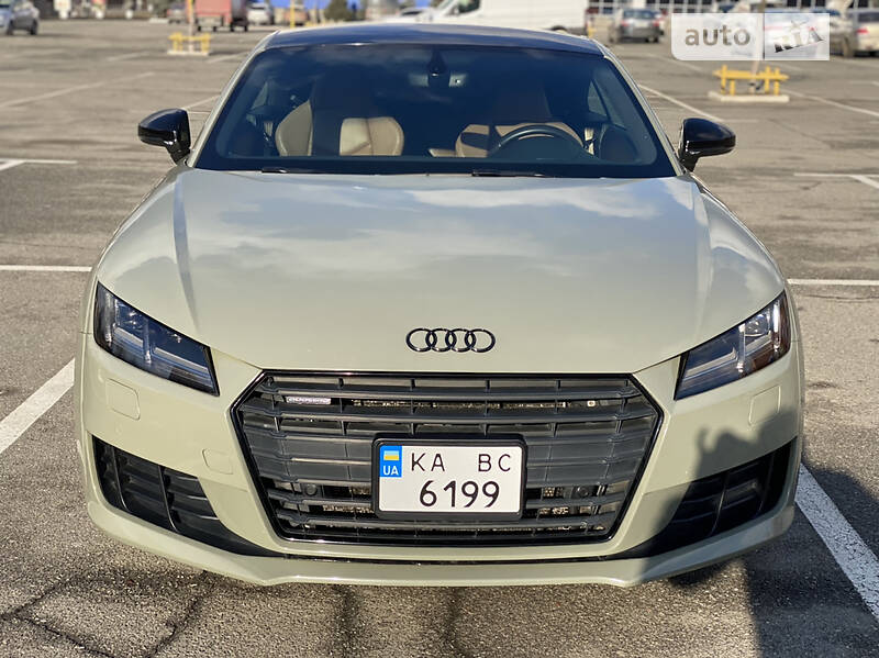 Купе Audi TT 2015 в Києві