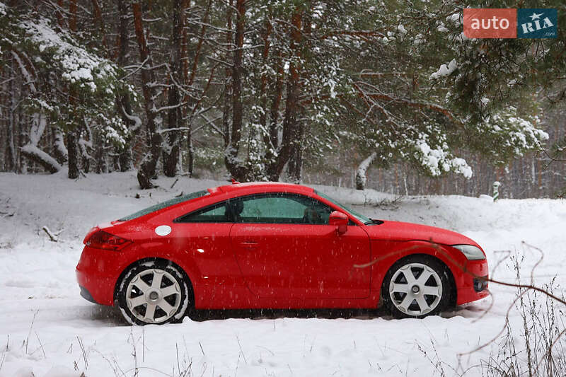 Купе Audi TT 2006 в Горишних Плавнях