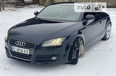 Купе Audi TT 2008 в 