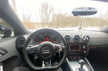 Купе Audi TT 2008 в 