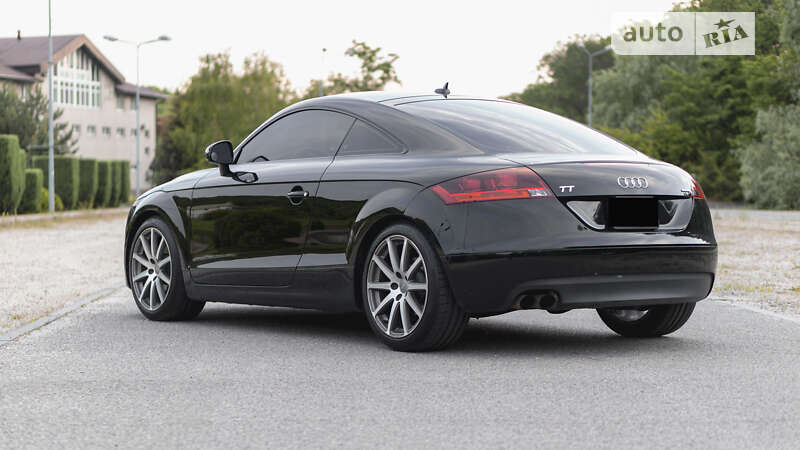 Купе Audi TT 2010 в Днепре