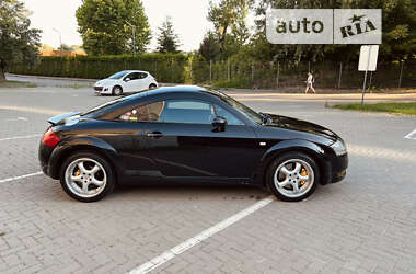 Купе Audi TT 2001 в 