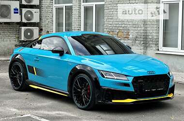 Купе Audi TT 2021 в 