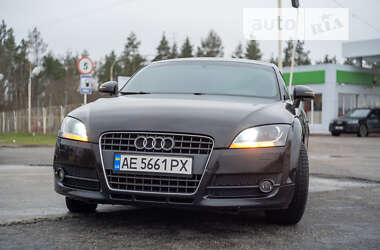 Купе Audi TT 2006 в 