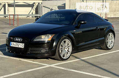 Купе Audi TT 2008 в 