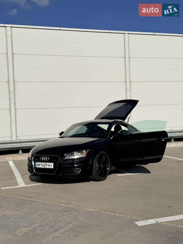 Купе Audi TT 2011 в Києві