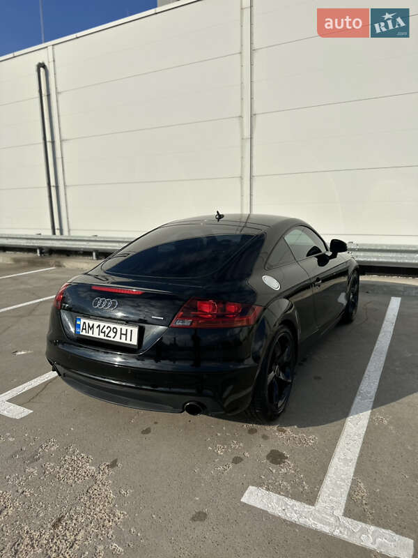Купе Audi TT 2011 в Києві