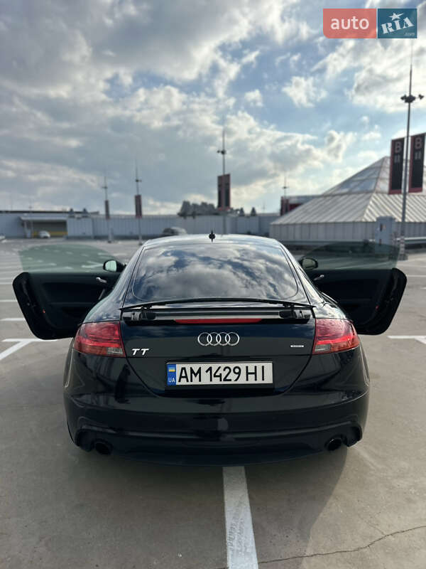 Купе Audi TT 2011 в Києві