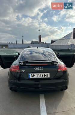Купе Audi TT 2011 в 