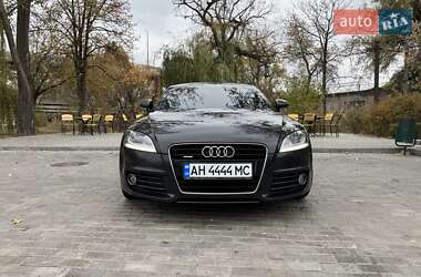 Купе Audi TT 2013 в 
