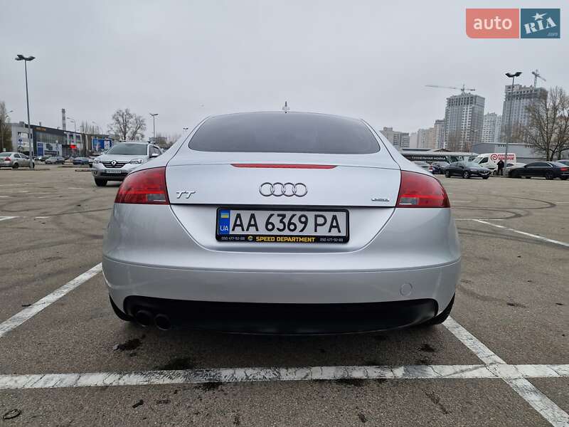 Купе Audi TT 2010 в Киеве