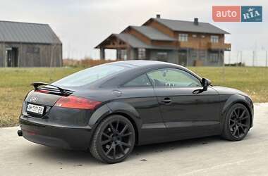 Купе Audi TT 2008 в 