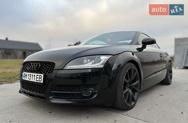 Купе Audi TT 2008 в 