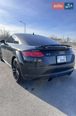 Купе Audi TT 2015 в 