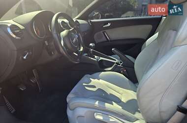 Купе Audi TT 2011 в 