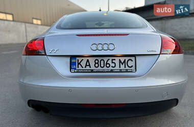 Купе Audi TT 2009 в 