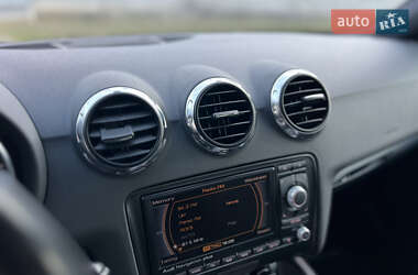 Купе Audi TT 2009 в 