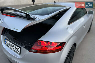 Купе Audi TT 2009 в 
