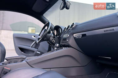 Купе Audi TT 2009 в 