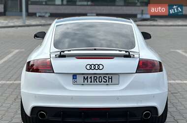 Купе Audi TT 2011 в 