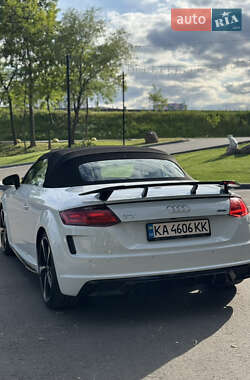 Родстер Audi TT 2018 в 