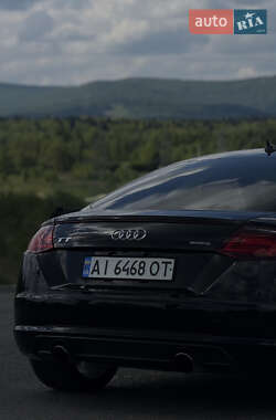 Купе Audi TT 2016 в 