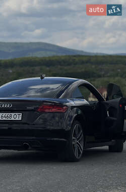 Купе Audi TT 2016 в 
